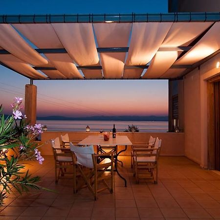 Mani Tower Villa Akrogiali Eksteriør billede