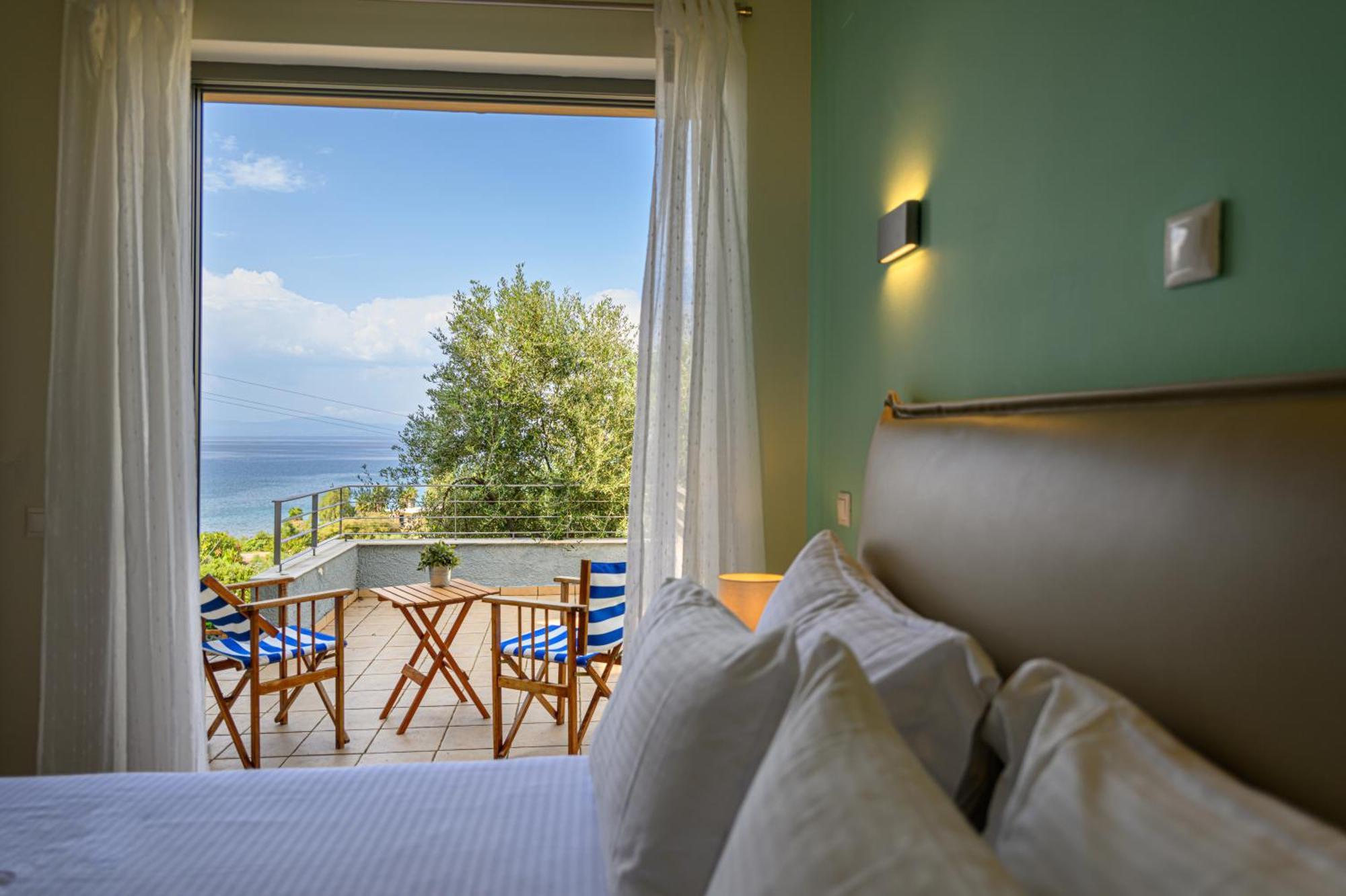 Mani Tower Villa Akrogiali Eksteriør billede