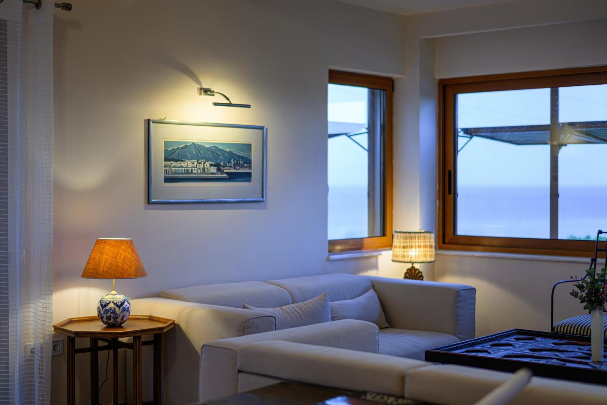 Mani Tower Villa Akrogiali Eksteriør billede