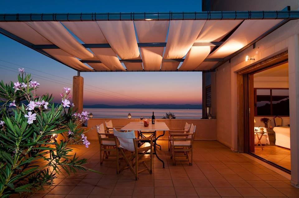 Mani Tower Villa Akrogiali Eksteriør billede